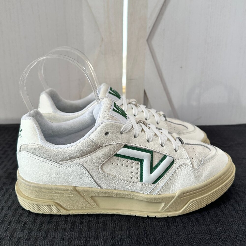 Vans Sample Upland Shoe Sneakers